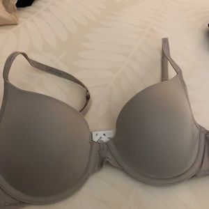 Calvin Klein Bra - underwire, padded, 34A